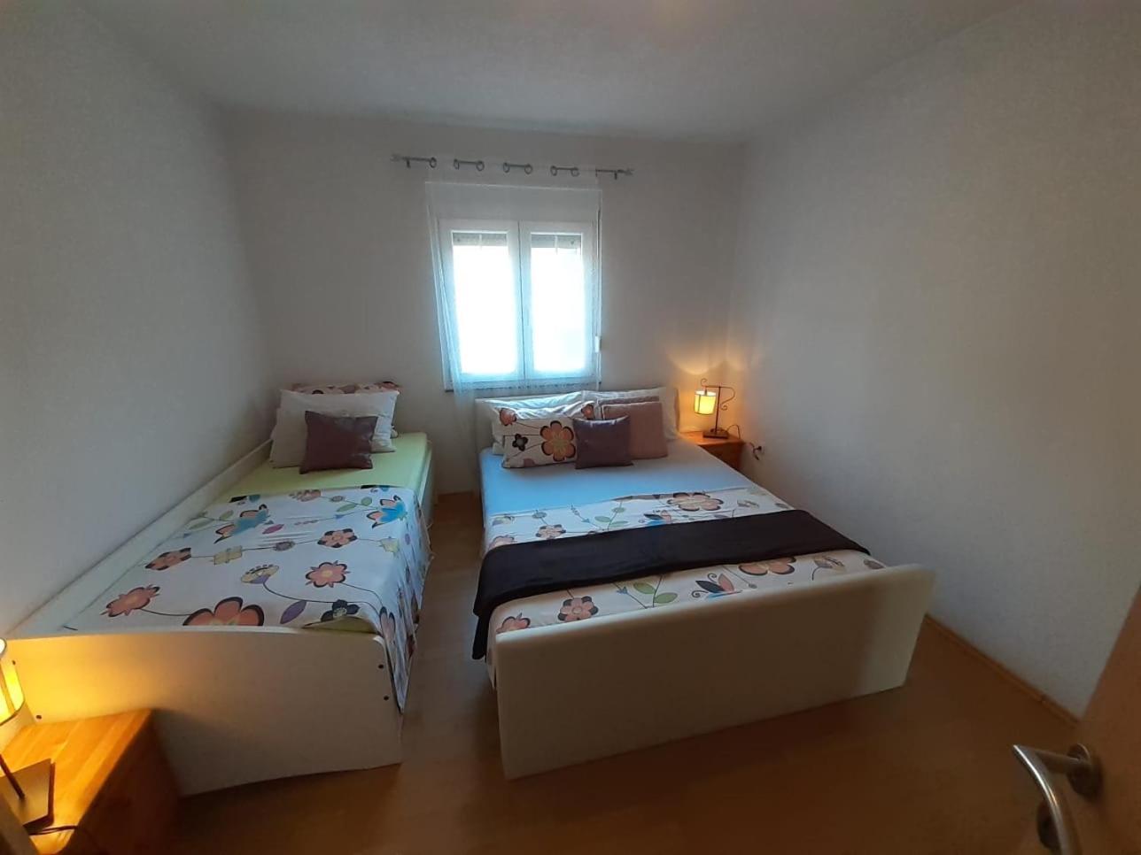 Apartments With A Parking Space Vodice - 13973 Kamer foto